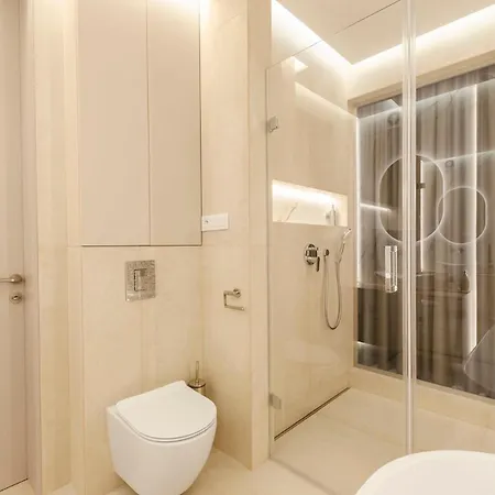 Sky Home- Pearl -manufaktura, Parking, Klimatyzacja, Dostęp Na Kod Apartament *