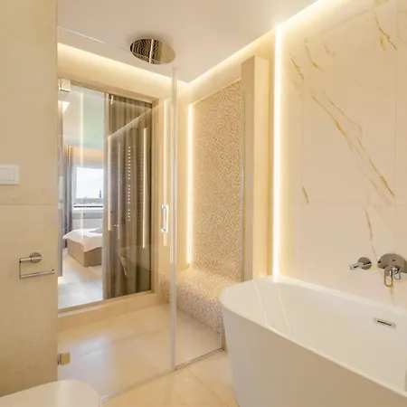 Apartament Sky Home- Pearl -manufaktura, Parking, Klimatyzacja, Dostęp Na Kod