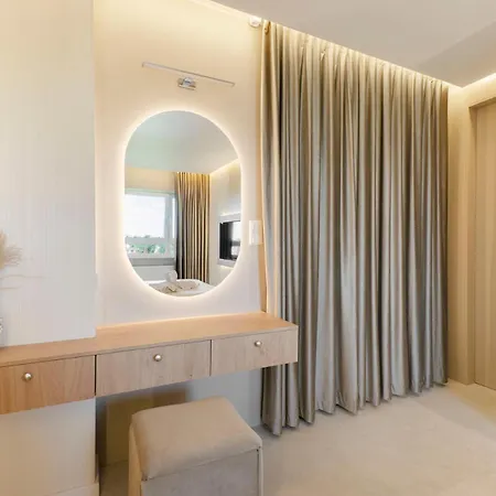 Apartament Sky Home- Pearl -manufaktura, Parking, Klimatyzacja, Dostęp Na Kod Łódź