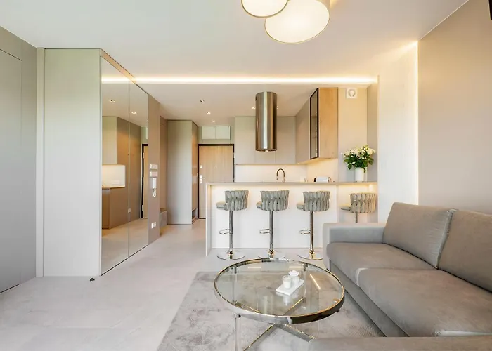 شقة Sky Home- Pearl -manufaktura, Parking, Klimatyzacja, Dostep Na Kod