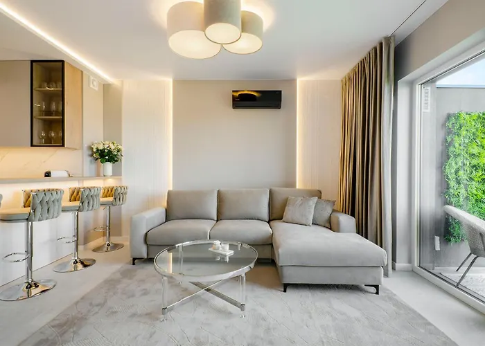 Sky Home- Pearl -manufaktura, Parking, Klimatyzacja, Dostep Na Kod شقة *