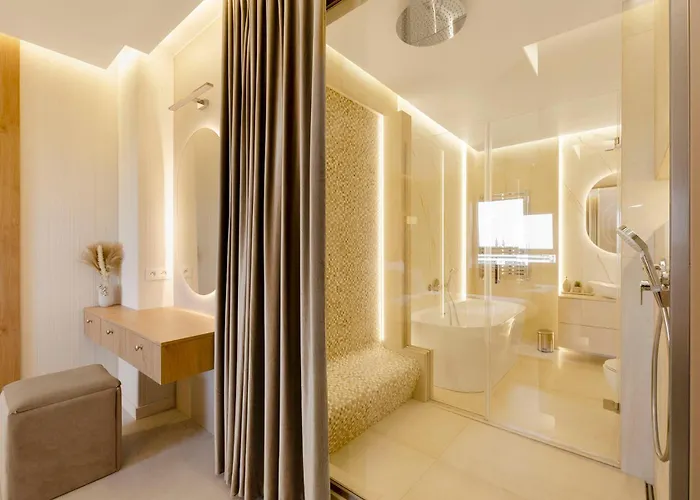 Sky Home- Pearl -manufaktura, Parking, Klimatyzacja, Dostep Na Kod وودج